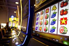 pisoking slot game lobby showing multiple reel game thumbnails on mobile